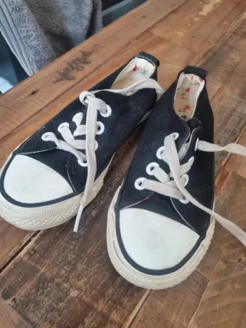 Tennis taille 27