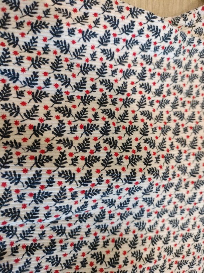 T shirt 6 mois - photo numéro 3