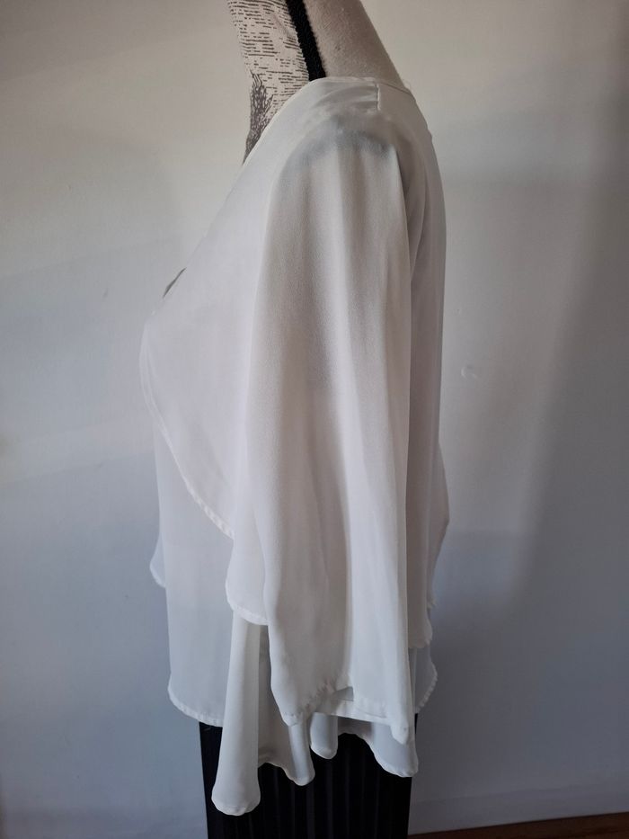 Chemise, chemisier, blouse blanche - photo numéro 6