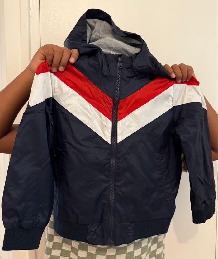 Lot vêtements garçon  neufs 6 ans sans étiquette