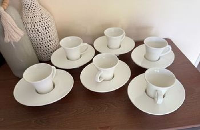 6 tasses et soucoupes - contemporaine - photo numéro 4