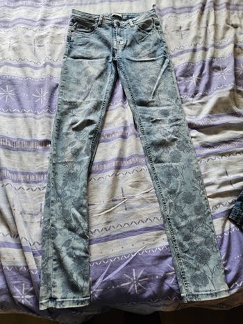 Pantalon fond fleur bleu