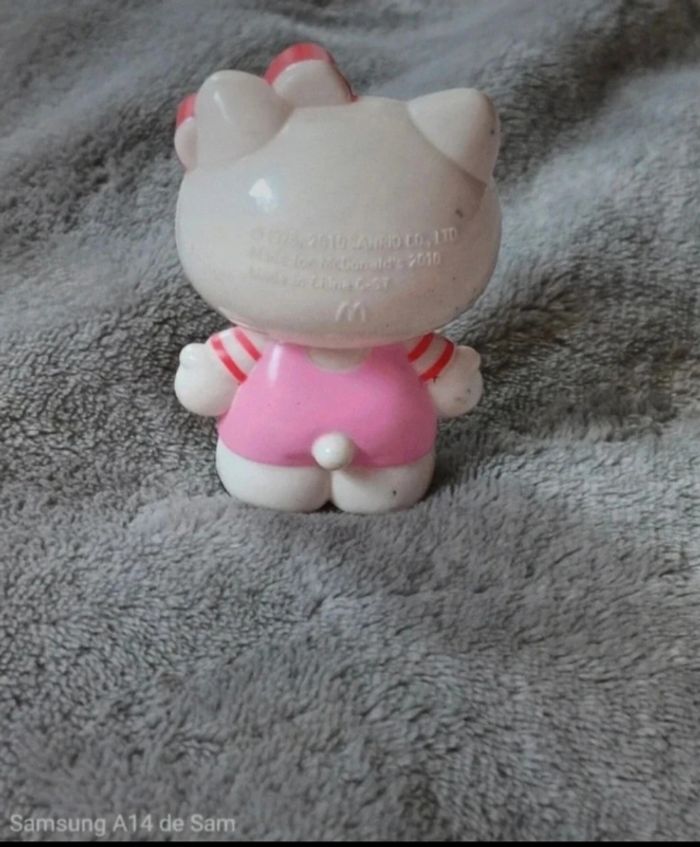 Figurine hello kitty macdonald 2010 - photo numéro 2