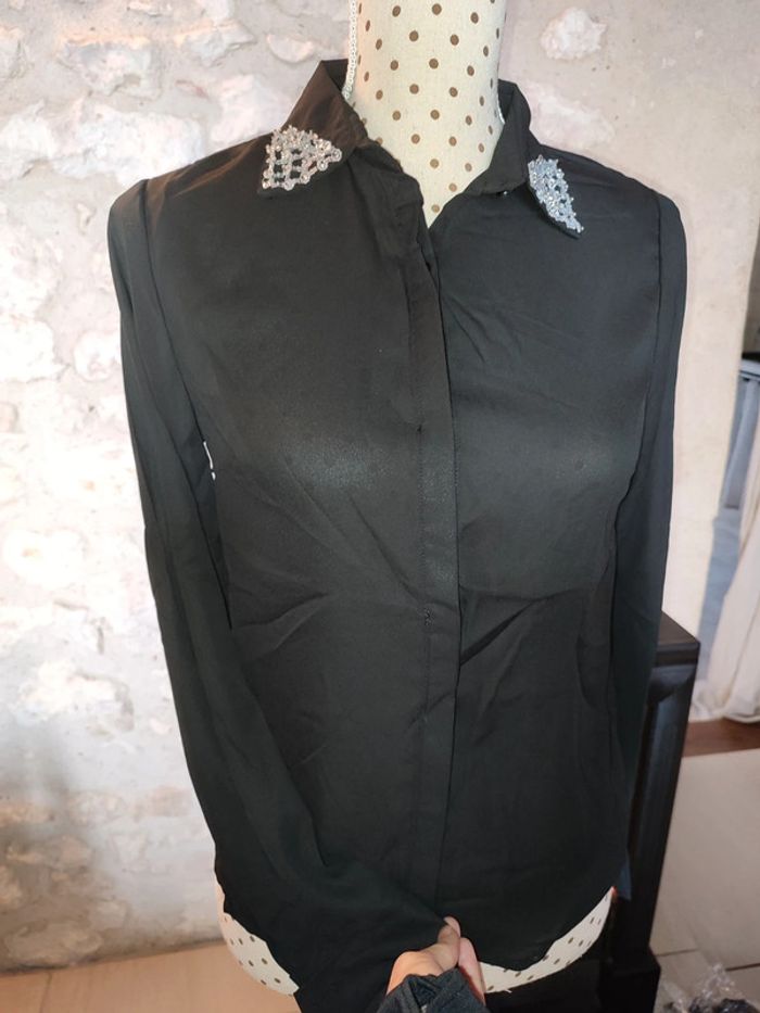 Chemise noire - photo numéro 5