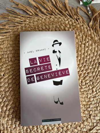Livre la vie secrète de Geneviève