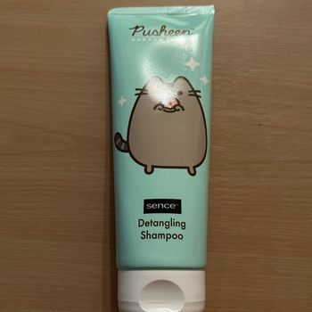 1 shampoing démêlant neuf