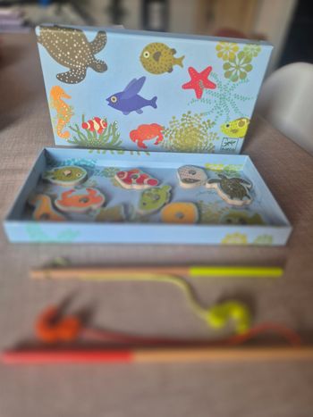 Pêche à la ligne en bois