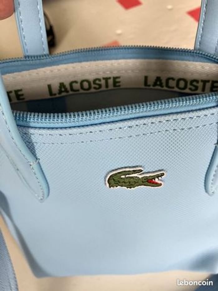 Vrais sac Lacoste - photo numéro 3