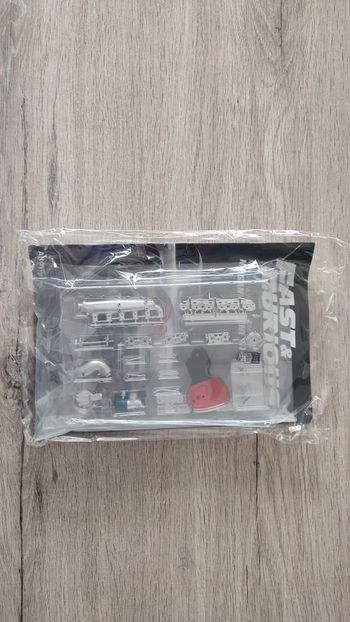 Lot pièces du fascicule numéro 6 n°6 pièce détachée Nissan Skyline GT-R R34 Fast & Furious de Brian