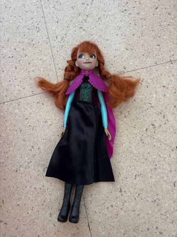 Poupée barbie Anna reine des neiges