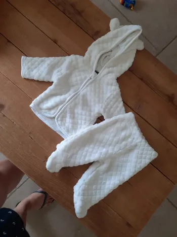 Ensemble polaire blanc