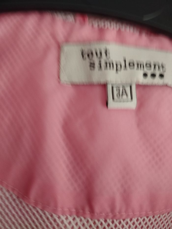 * coupe-vent à capuche rose T3A Tout simplement - photo numéro 4