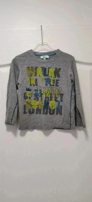 T-shirt ml gris inscriptions tons verts Vertbaudet 6 ans