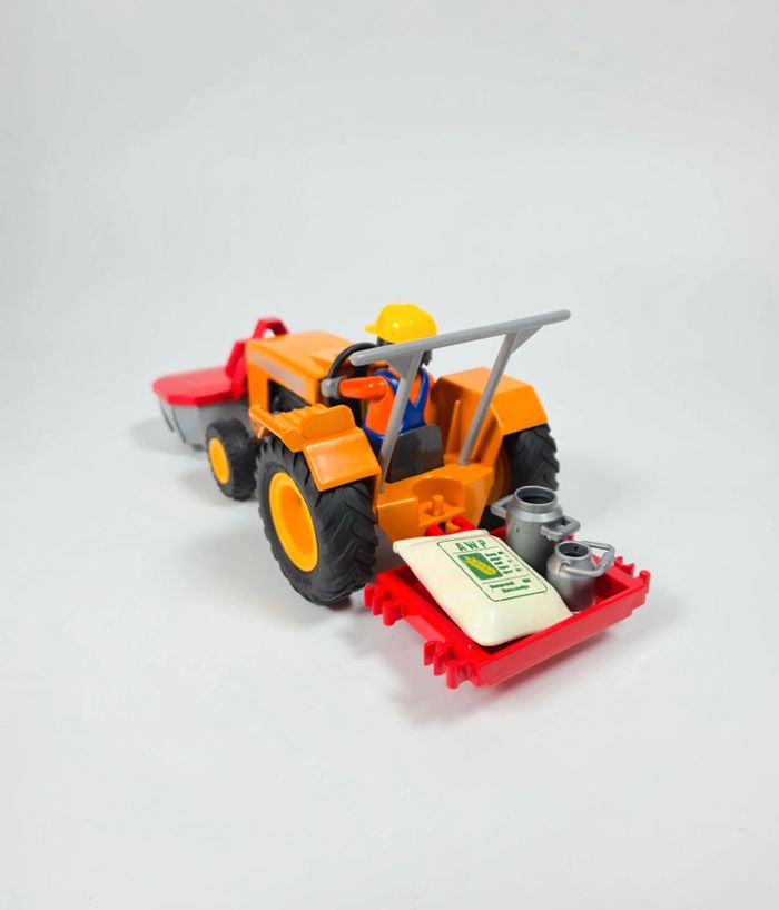 Playmobil Tracteur tondeuse orange et rouge - photo numéro 3