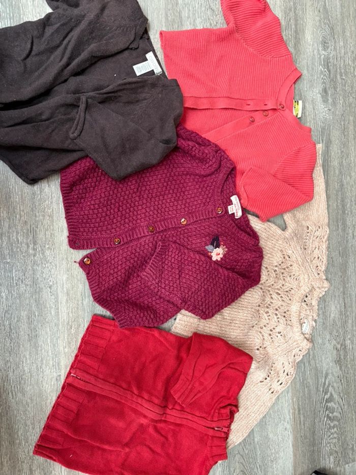 Lot gilet pull 3/6/9m