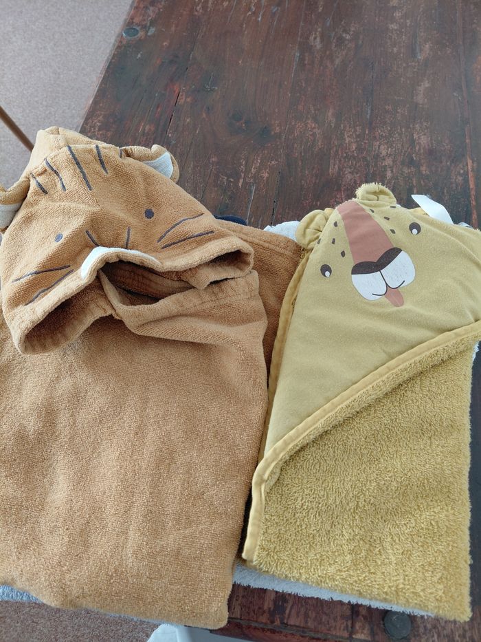 Lot 6 capes de bain - photo numéro 4