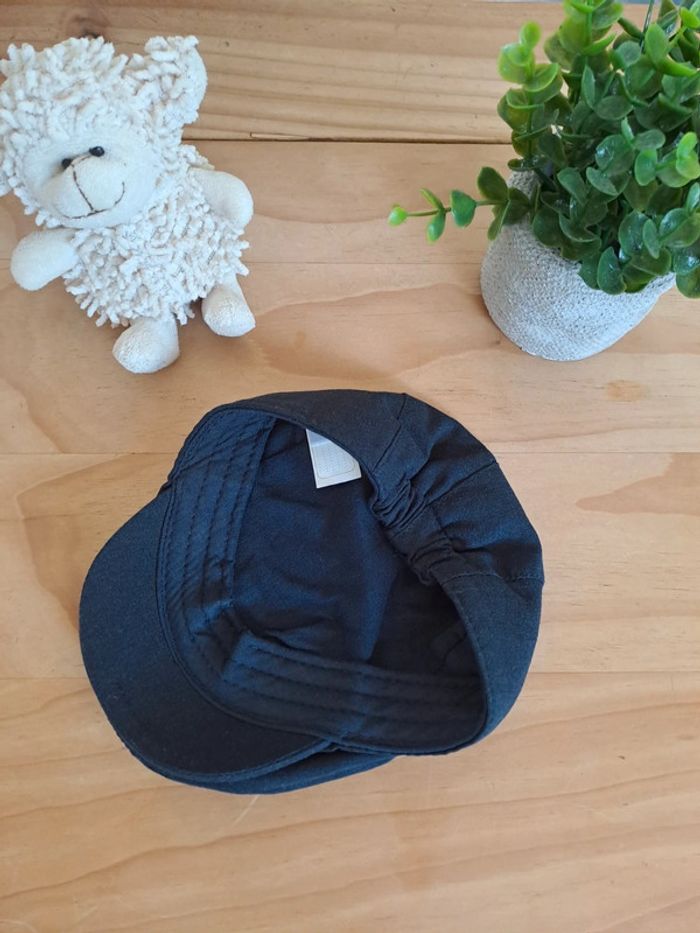 Casquette marine kiabi 43 - photo numéro 2