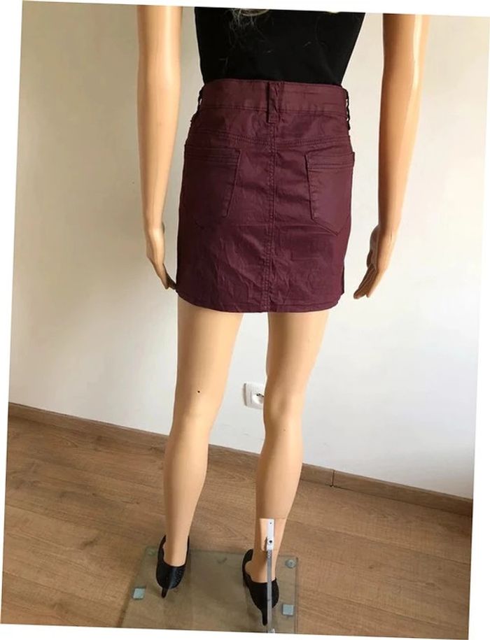 Jupe courte bordeaux Pimkie taille 38 jamais portée - photo numéro 7