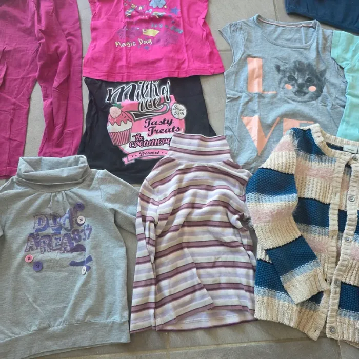 Lot vêtements 4 et 5 ans - photo numéro 6