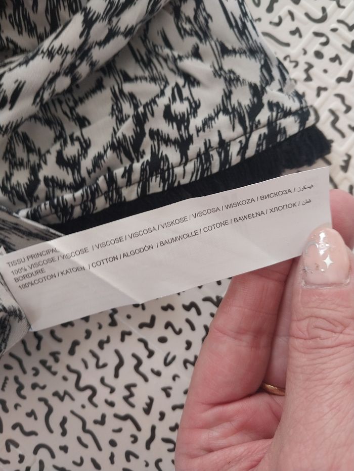 Jupe courte imprimée noir & blanc – MIM – T. M - photo numéro 7