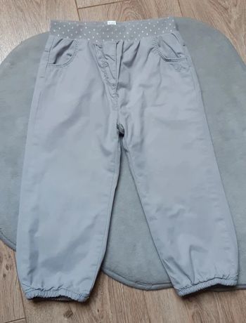Pantalon doublé obaibi 23 mois gris clair en bon état