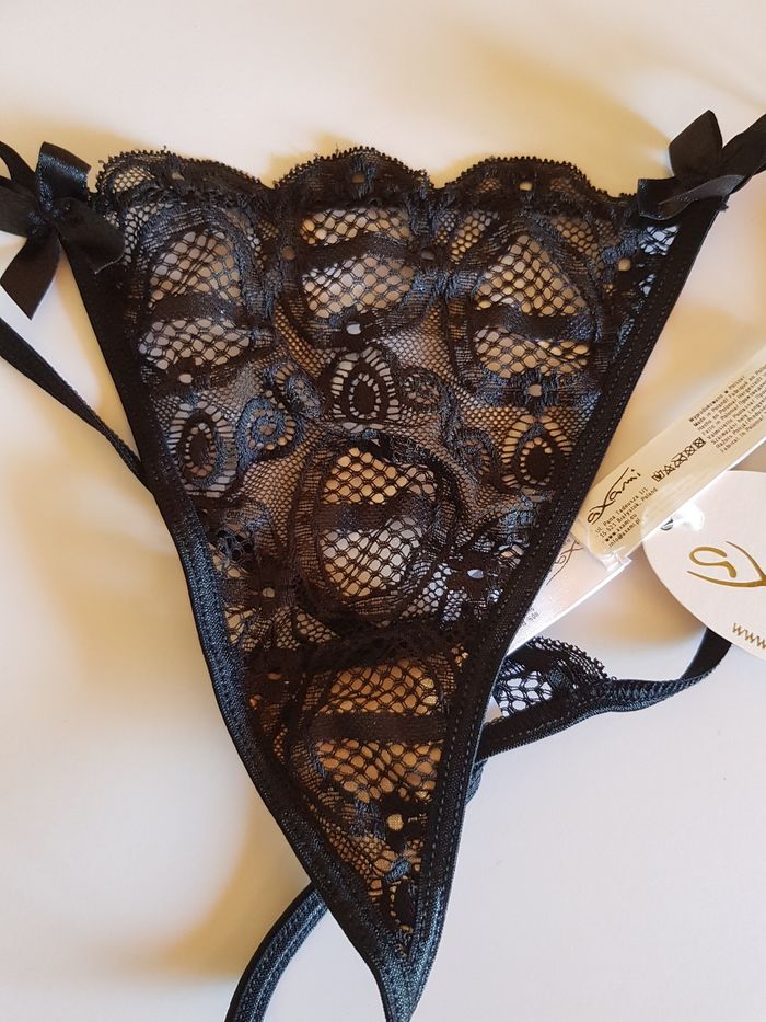 Axami string jade noir neuf étiquette t 38