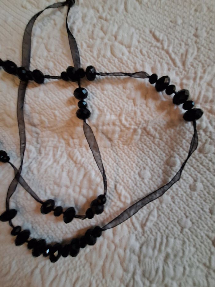Joli collier de perles noires - photo numéro 2