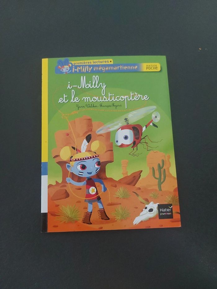 Livre 1eres lectures molly et le mousticoptere