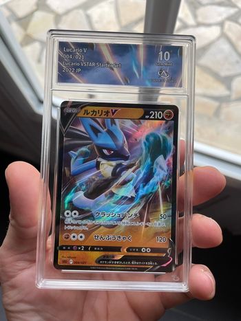 Pokémon carte gradée CA 10 Lucario V