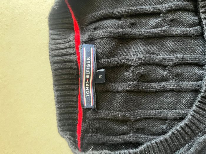 Pull noir Tommy Hilfiger - photo numéro 3