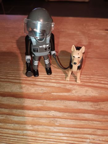 
Playmobil - 5369 - Policier des Forces spciales avec Chien