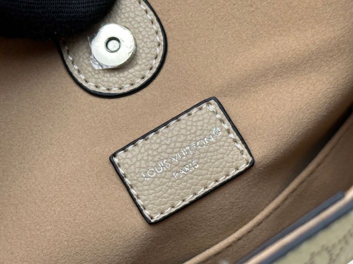 Louis Vuitton All Around  M14617 - photo numéro 8