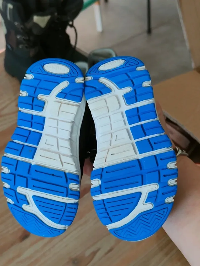 Lot chaussures garçon - photo numéro 8