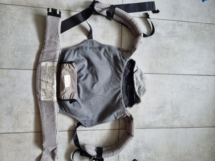 Porte bébé HoodieCarrier 2 - photo numéro 2
