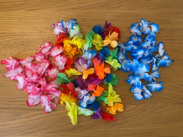 Amazon Lot de 15 bracelets fleuris Hawaïens - photo numéro 2