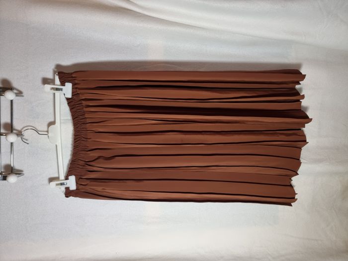 Jupe mi-longue - photo numéro 2