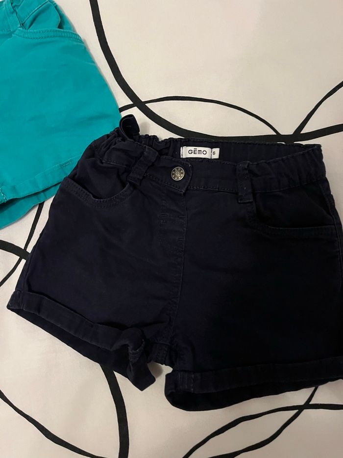 Deux short - photo numéro 2