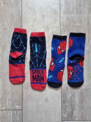 2 paires de chaussettes Spiderman