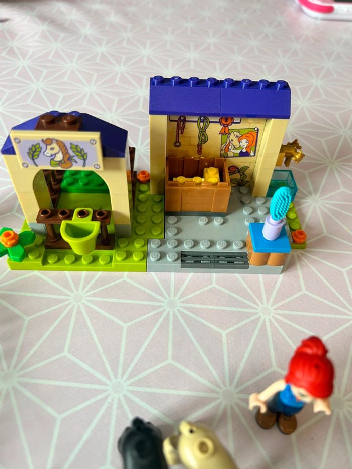 LEGO Friends - L’écurie de Mia - 41361 - photo numéro 3