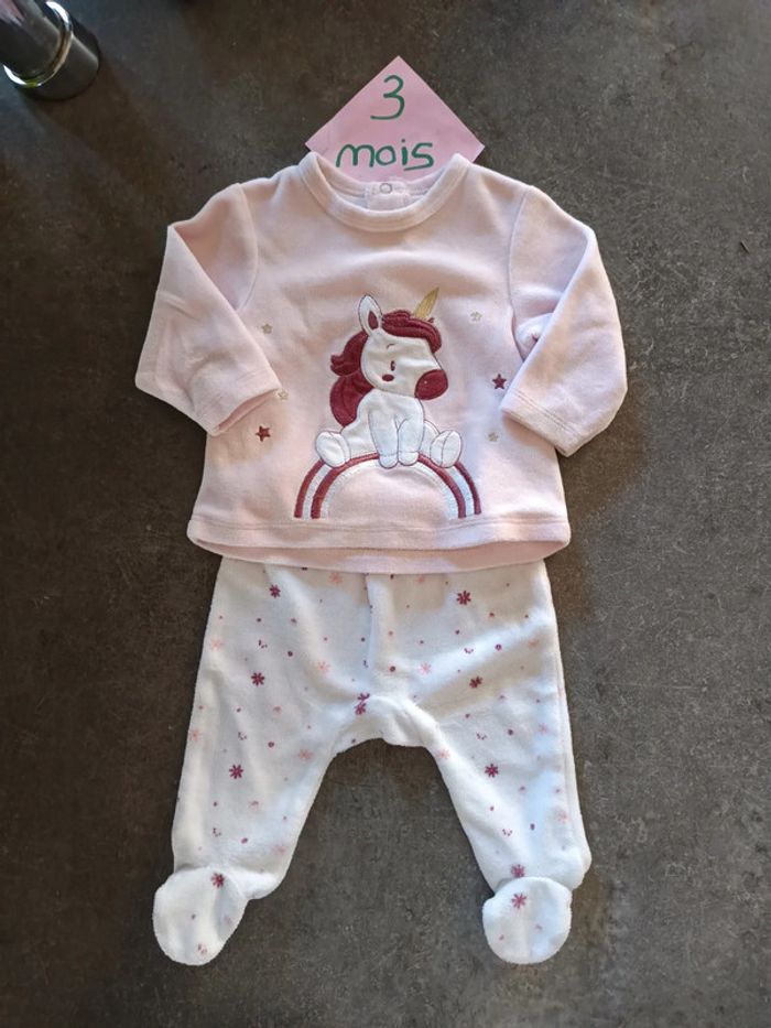 Pyjama 2 pièces licorne 3 mois