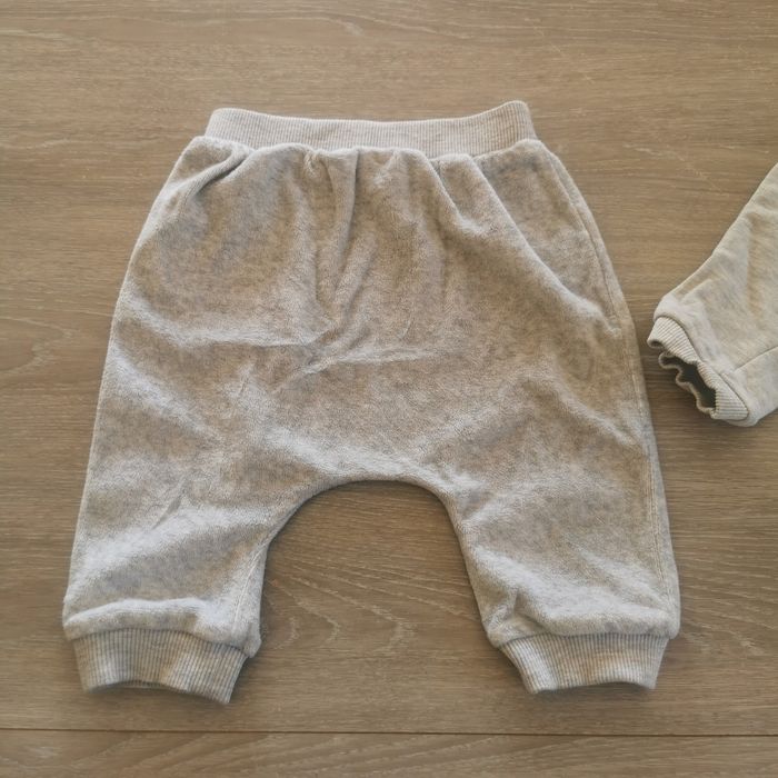 Pantalon / jogging taille 6 mois kiabi - photo numéro 4