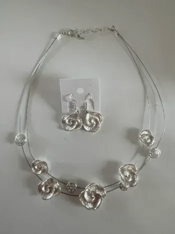 Parure fleur acie
