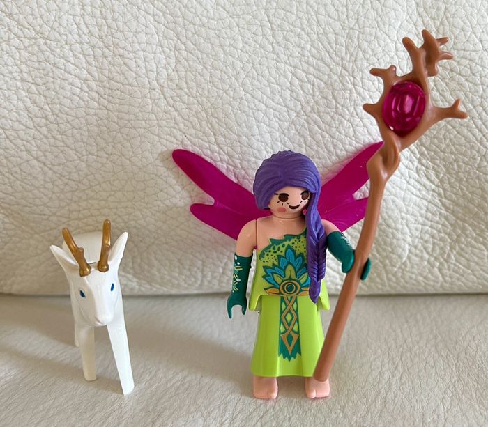 Lot playmobil réf 5370  Fée ailée avec sceptre magique et chevreuil blanc ! - photo numéro 2