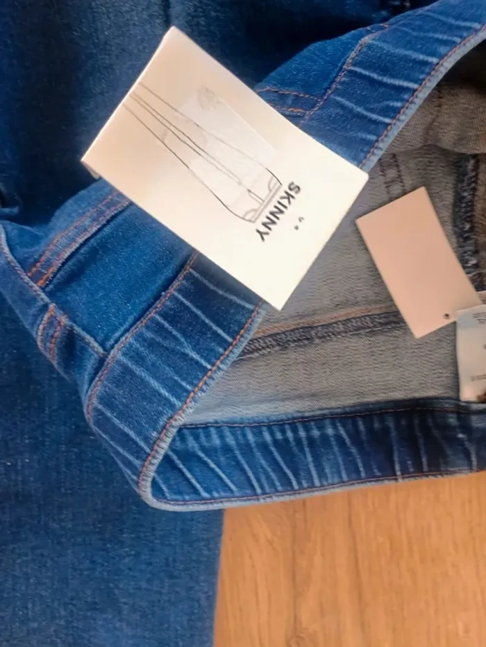 jeans skinny neuf  M - photo numéro 5