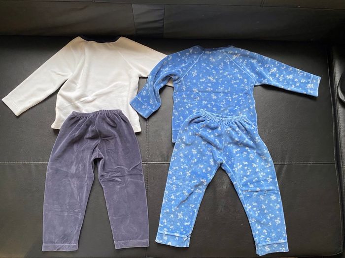 Lot de 2 pyjamas polaires en velours 3 ans petit bateau hiver - photo numéro 2