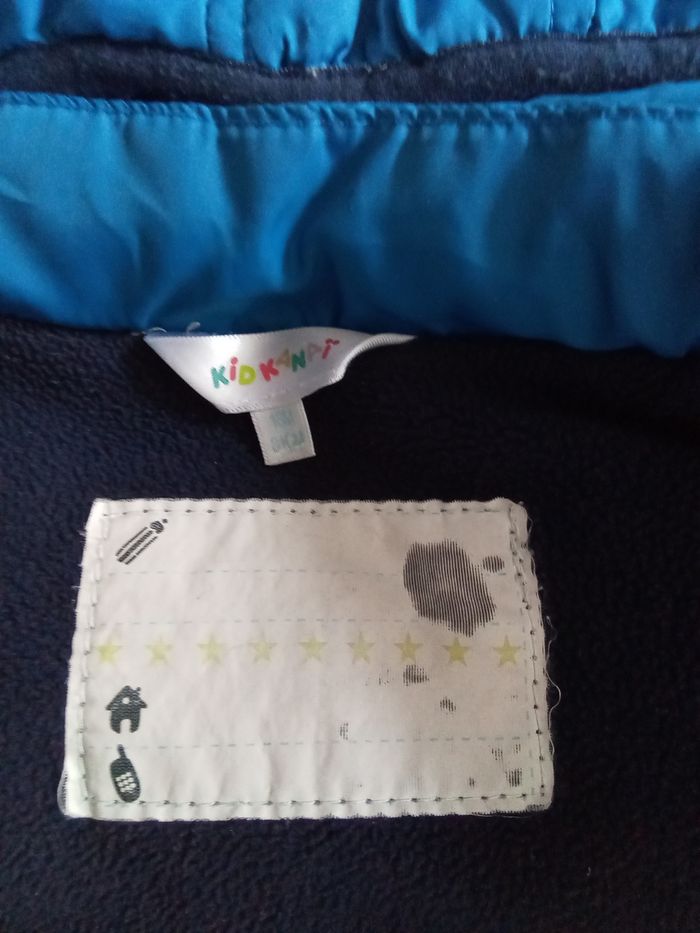 Doudoune bleue avec capuche Kidkanai taille 18 mois - photo numéro 2