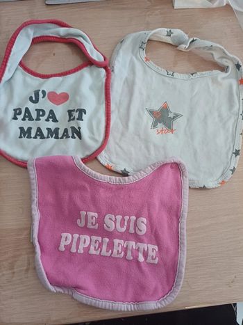 Lot 3 petits bavoirs