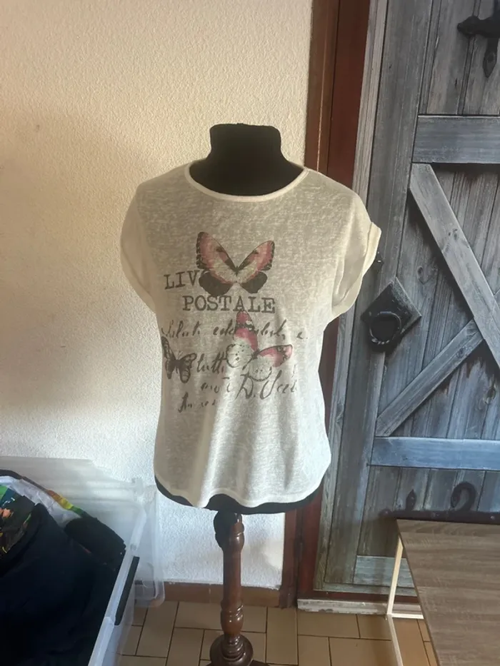 Haut femme motif papillons grande taille