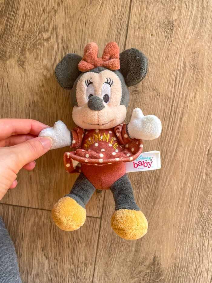 Peluche doudou Minnie - photo numéro 3