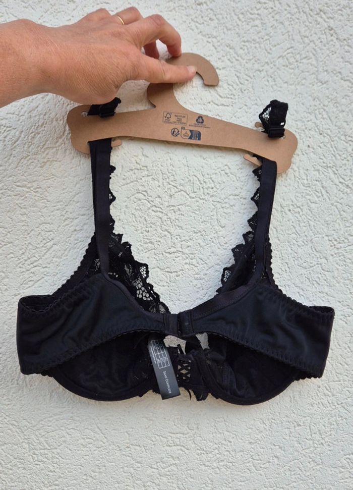 Soutien gorge avec armatures 95C noir. - photo numéro 5